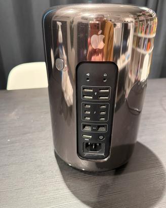 Apple Mac Pro (Late 2013) – 6 Core Xeon