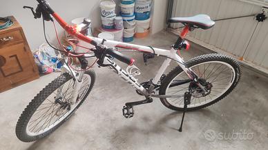 Focus Black forest tg. M series sport 