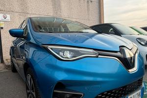 Zoe R135