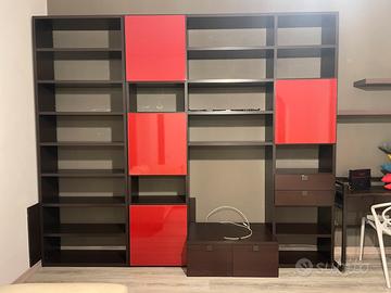 Libreria - parete attrezzata