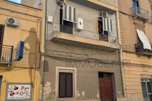 Appartamento 2° piano - pressi via Fardella