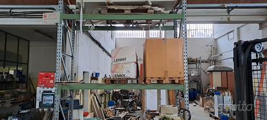 scaffale