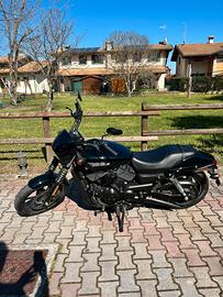 Harley davidson street 750