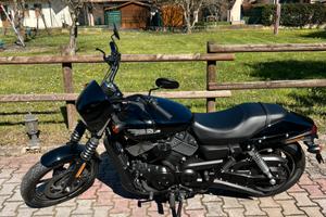 Harley davidson street 750
