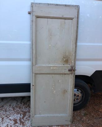 Vecchia porta legno