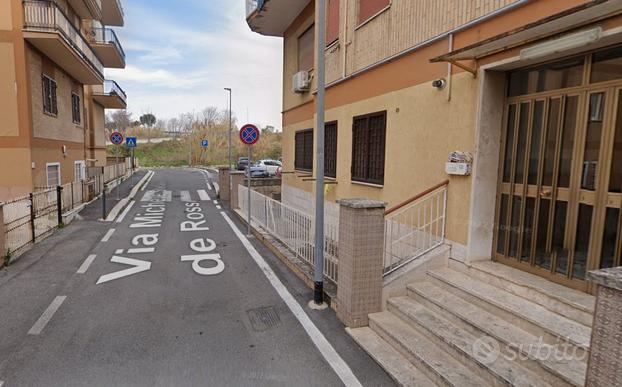 SINGOLA con BAGNO PRIVATO-POLICLINICO