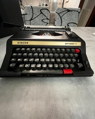 Macchina da scrivere vintage
