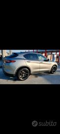 Alfa Stelvio  q4  2.2d  b-thec  2020