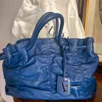 Borsa Furla in pelle blu – Eleganza senza tempo