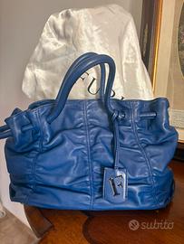 Borsa Furla in pelle blu – Eleganza senza tempo