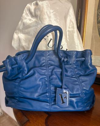 Borsa Furla in pelle blu – Eleganza senza tempo