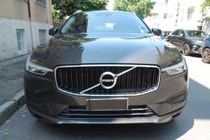 Volvo XC60 2.0 T4 Business  Geatronic con GANCIO