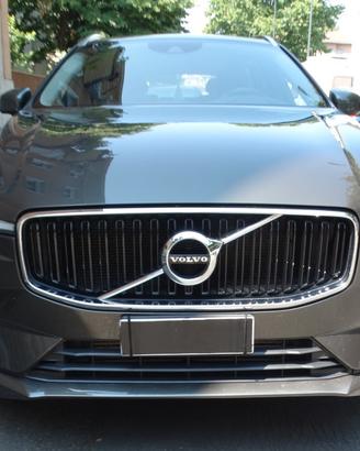 Volvo XC60 2.0 T4 Business  Geatronic con GANCIO