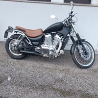 Suzuki VS 750 Intruder