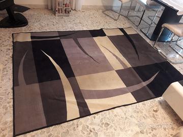 Tappeto design stile moderno