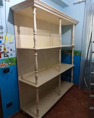 scaffale in legno shabby 