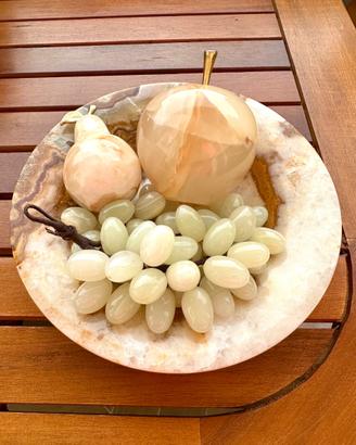 Grande Centrotavola Vintage in Onice con Frutta in