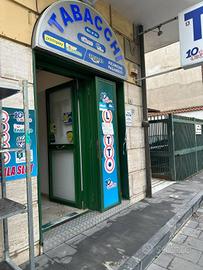 Attività / Licenza di 70 m² con 2 locali a Giuglia