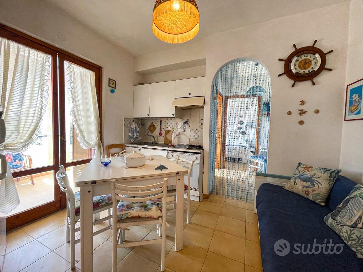 2 LOCALI A NOCERA TERINESE - Vista 4