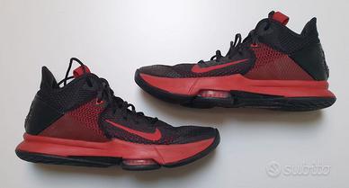 Scarpe basket NIKE Lebron Witness IV