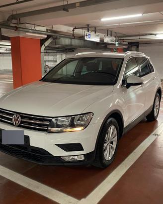 VW Tiguan 2.0 TDI 150 CV Business + TECH PACK