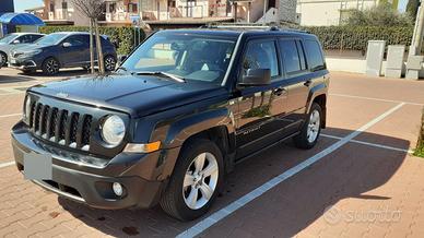 JEEP Patriot 2.2 CRD DPF Limited gancio traino