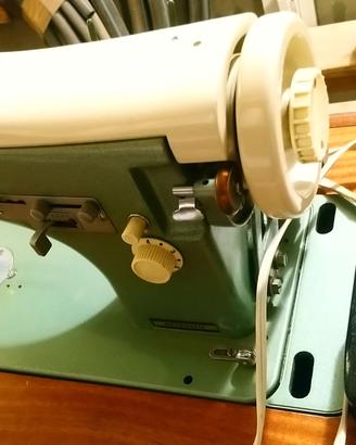 Macchina da cucire made in italy