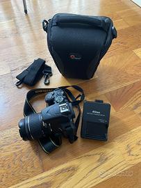 Nikon D3500 completa pari al nuovo