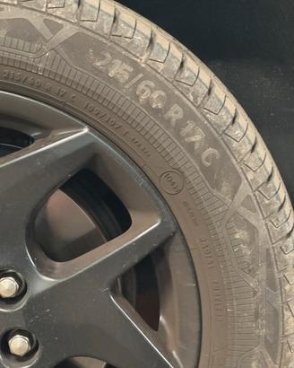 Gomme continental x Ford Tourneo Custom Sport