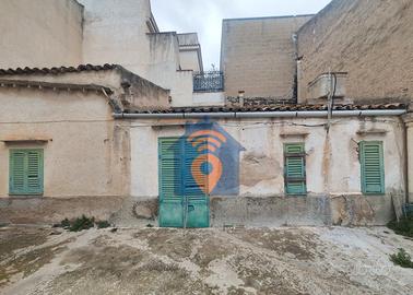 Castelvetrano Indip. Da Ristrutturare Con Terreno