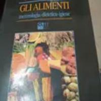 libro, GLI alimenti, merceolocia-dietedica- igiene