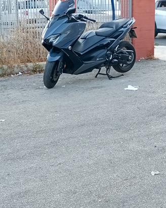 t max