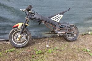 Telaio + 2 set carene minimoto