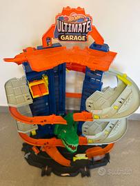 Ultimate Garage Hot Wheels T-Rex