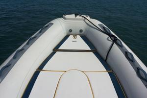 Gommone BWA serie America di m. 5,50 con motore