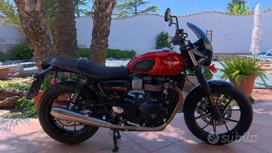 Triumph ST Bonneville 900cc