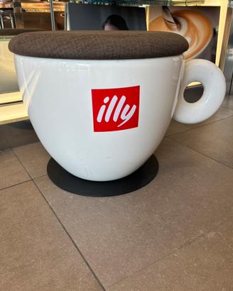 POLTRONA A FORMA DI TAZZA CAFFÈ ILLY