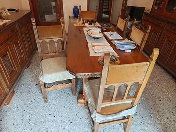 Tavolo da pranzo classico in legno con 6 sedie