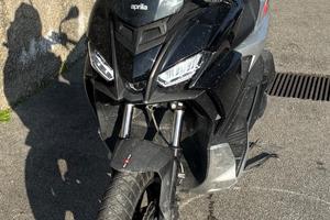 Sr gt 200