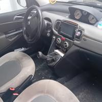lancia y 1.3 multijet 