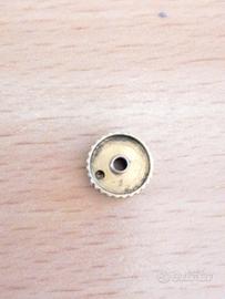 Genuine Cartier gold flint wheel usato