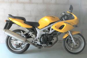SUZUKI SV 650 S 25.000 KM GOMME NUOVE PERFETTA