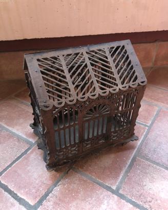 Voliera in legno