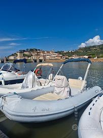 gommone master 6 metri fuori tutto con carrello