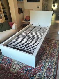 Letto singolo con cassetti estraibili bianco