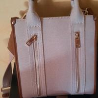 Borsa a mano e tracolla