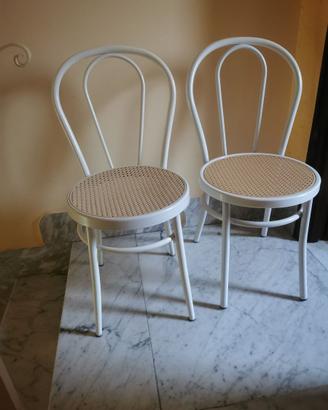 N° 2 Sedie con struttura in metallo laccato bianco