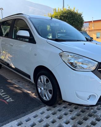 Dacia Lodgy Stepway 1.5 7 posti