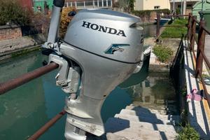 Motore fuoribordo honda 20 hp