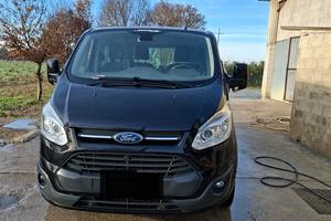 ford turneo custom